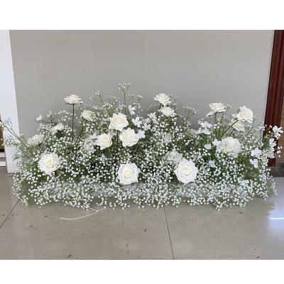 China Fashionable Artificial Wedding Decorations Babysbreath Table Runner White Flower Rows Customized Other Wedding Decoration Props for sale