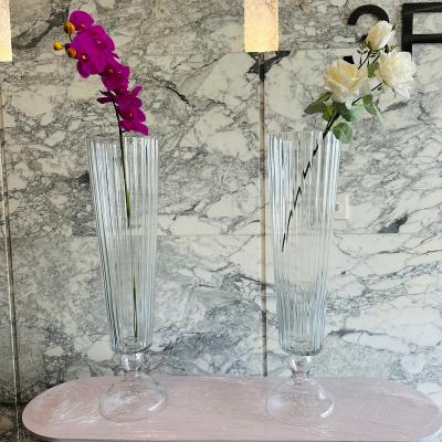 China Factory Price Fashionable Wedding Decorations Striped Cone Clear Glass Flower Vases Tall For Wedding Event Decoration for sale