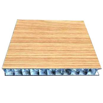 Chine High Strength Aluminium Honeycomb Composite Panel Customizable PVDF Coating Wood Colors à vendre