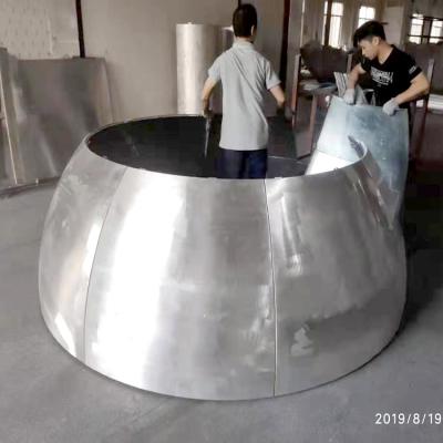 Cina pannelli di rivestimento iperbolici in alluminio rivestiti in PVDF per la decorazione degli edifici in vendita