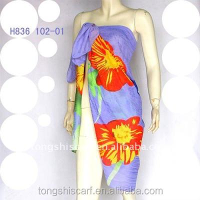 China Custom Made Lady's Beach Sarongs Floral Printed Bali Beach Towel Sarongs Pareo for sale