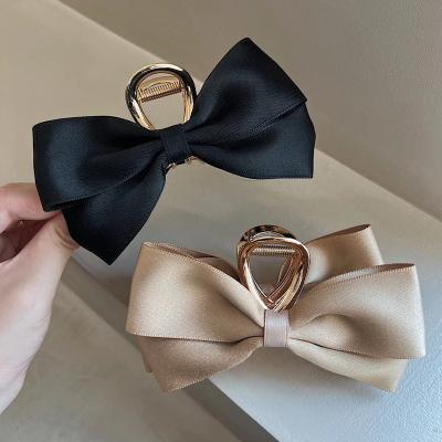 China Luxury High Quality Solid Hair Decoration Jiamu Bow Hair Claw Cuts Crystal Hair Big Bow Hair Claw For Women Girls Japan America Party for sale