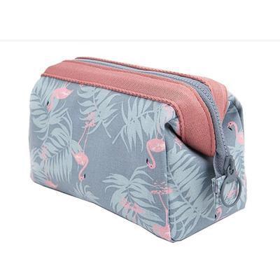 China Competitive Price Portable Cube Purse Scan Small Cosmetic Pouch Bag Women Make Up Bag Pencil Bag for sale