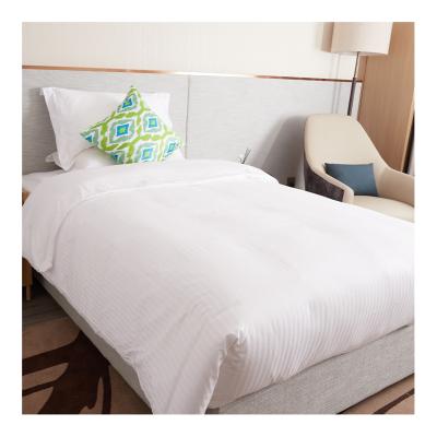 China Hotel Guest Room Anti-Static Canvas 1cm Set Guest Room Spot Stripe Cotton Duvet Blanket for sale