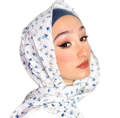 China Women 2022 New Style European American Popular Wrap Flower Muslim Hijab Printed Floral Chiffon Shawl Scarf Bandana for sale