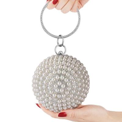 China Pearl+Metal+Satin+Shiny Rhinestone Luxury Metal Ball Chain Party Women Handbags 2022 PU Clutch Bag Crystal Evening Clutch Bag for sale