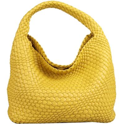 China 2021 High Quality New Women's Armpit Bag With Double-sided Braided Hand Bill Of Lading Shoulder Bag With Large Capacity Simple Women's Bag for sale