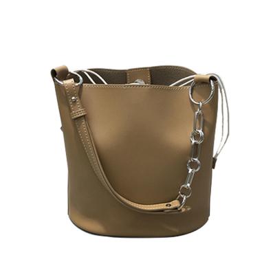 China High Quality One-Shoulder Bucket Lady Bag PU Cross Body Bag Drawstring Tie Liner Simple Elegant Bag for sale