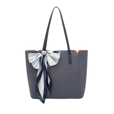 China Luxury Polyester Girls PU Shopping Bag Luxury Customer Bag for sale