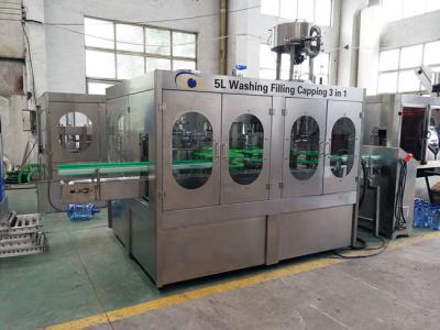 China Rotary Type Automatic Bottle Filling Machine No Leakage 1000 BPH 5L Capacity for sale