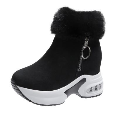 China 2021 hot-selling women's new winter short-tube boots fashion trend mid-heel plus size inner velvet warmth and low-tube short boots for sale