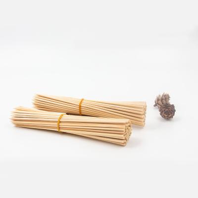 China Large Natural Color Palette Teppo Hot Dog BBQ Grill Easily Cleaned Bamboo Sticks Wholesale for sale