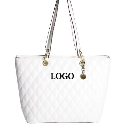 China Other Solid Tote Bag 2022 Fashion New Leisure Lingge Single Zipper Shoulder Bag for sale