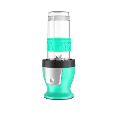 China New Design Outdoor Portable Household Mini Juice Machine Hand Blender Blenders Electric Juicers for sale