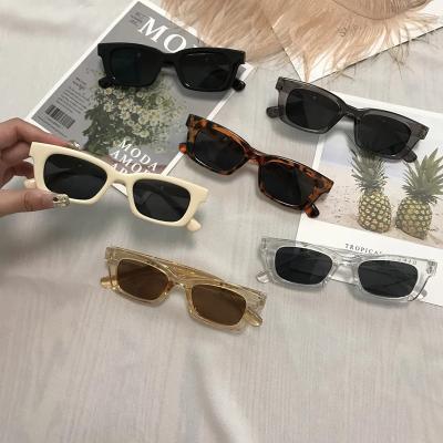 China Lady 2021 Cat Eye Women Vintage Dots Sun Glasses Retro Fashion Sunglasses Eyeglass Driver Rectangle for sale