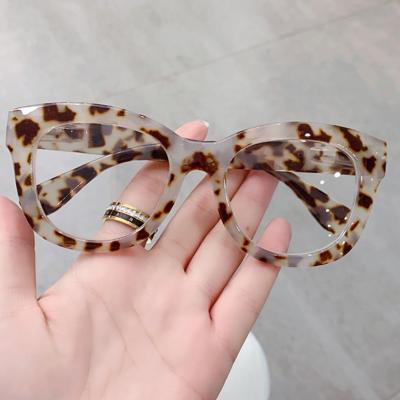 China For Reading Glasses New Fashion Eyewear Frames For Women Vintage Blue Light Anti Glass Computer Transparent Glasses for sale