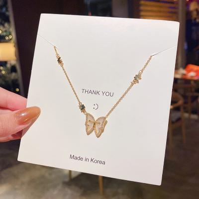 China CLASSIC Delicate 18K Gold Plated Crystal Butterfly Choker Necklace Stainless Steel Pearl Butterfly Pendant Necklace for sale