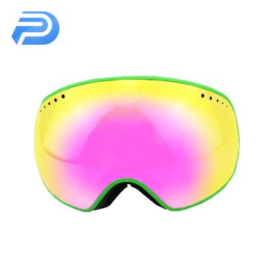 China Ski Equipment Carrying Photochromic Ski Goggles Snowboard Glasses with Anti Fog UV Protection Anti Skid Strap for Men Women Kids for sale