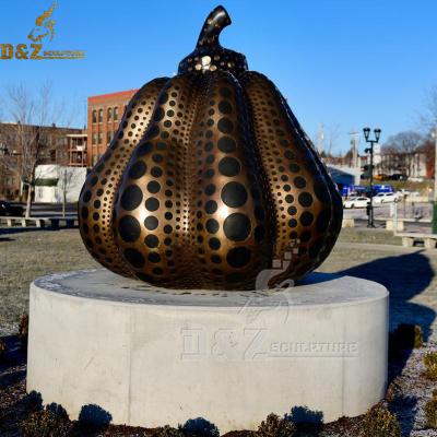 China Large In Europe Pumpkin Sculpture Halloween Sculpture Bronze Decor Art Modern Design For Sale for sale