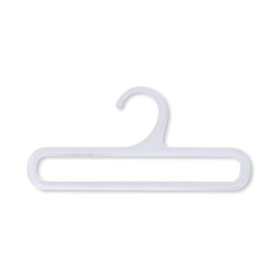 China Eco-friendly Plastic Hanging Accessories Hook Hanger Cloth Bag Plastic Handle For Clothes Bag for sale