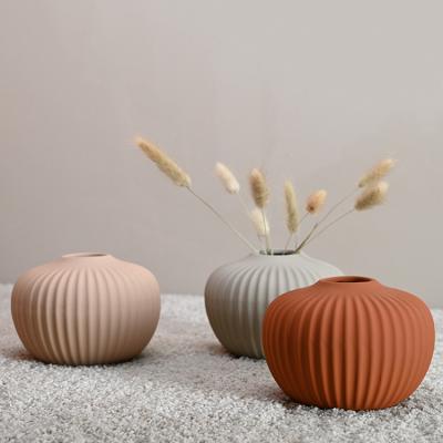 China Colored Modern Luxury Stylish Interior Decorative Ceramic Matte Nordic Vases Vertical Stripe Accessories Interior Decorations Home Decor for sale