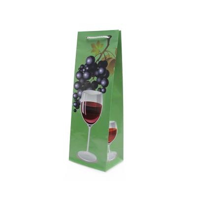 China Recycled materials bolsa de papel food kraft paper bags with handle high standard kraft paper gift bag with string for red wine bottle carrier for sale