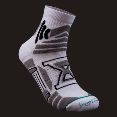 China Wholesale Custom Embroidery Breathable Boneless Sutures Cotton Ankle Golf Men Sport Socks for sale