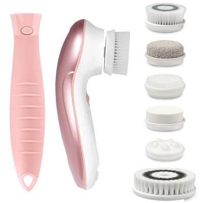 China Multifunctional Facial Beauty Machine Skin Brush Battery Clean Type DEEP CLEANSING Clean Type Sweep Mini Facial Cleansing Brush for sale