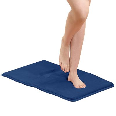 China Sustainable Memory Foam Bath Mat Non Slip Super Absorbent Flannel Bathroom Blanket for sale