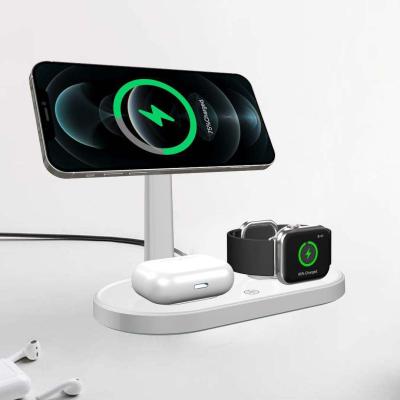 China Wireless Video Game Player Phone Earbuds Station Holder QI Holder Three-in-One Charger For Wireless Charger for sale