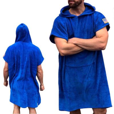 China Viable Adult Hooded Surf Robe Changing Poncho Beach Towel Waterproof With Zipper for sale