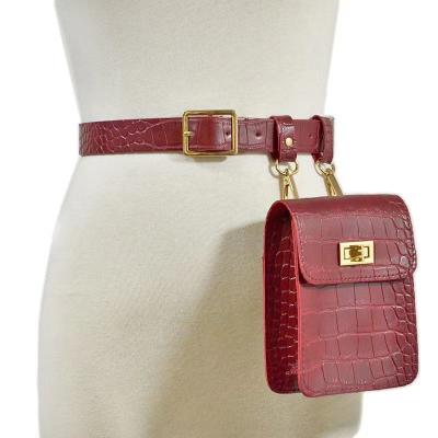 China New Fashion Woman Croc Pattern Durable Leather Pocket Phone Belt Leisure Bag Mini Soft Belt 597 for sale