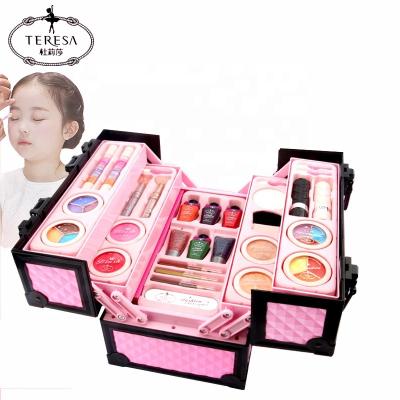 China Luxury Fashionable Cosmetic Case Kids Make Up Girls Play Setics Makeup Kit 40*29*17.2CM for sale