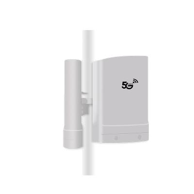 China Outdoor industrial applications 1200mbps 5g outdoor wireless router with sim card slot signal coverage 48V POE 5g WiFi CPE for sale