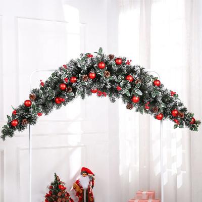 China Decoration 180 cm Outdoor Moon Shape Garland Christmas PVC Christmas Wreath Christmas Decoration Supplies for sale