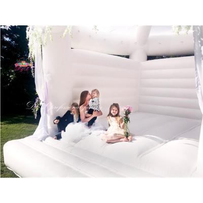 China PVC All White Self Inflate Bouncy Castle Bouncy Castle Inflatable Jumping Giant for Kids and Adults for sale