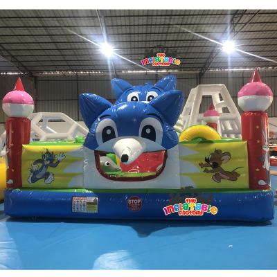 China Interesting PVC Inflatable Bouncer Castle Slide Entertainment Inflatable City Huge Jumping Inflatable Water Slide for sale