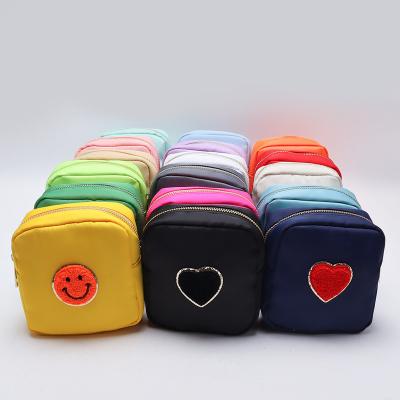 China Fashion High Quality Makeup Bag Patch Personalized Toiletry Pouch Waterproof Women Storage Nylon Travel Makeup Bag for sale