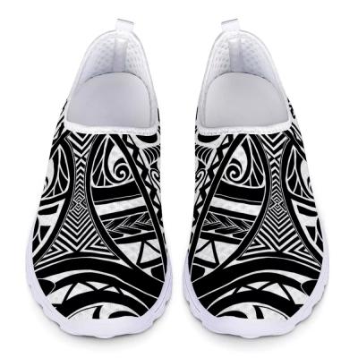 China Fabric Pattern Outdoor Walking Black White Tribal Casual Shoes For Women's Platform Outdoor Running Shoe 2021 MOQ 1 Wholesale for sale