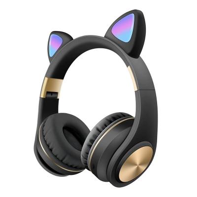 China Cute Headband Factory Supply Gaming Headphones Noise Cancel Cat Ear LED Wireless Headphones For Kids for sale