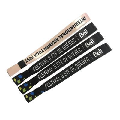 China Cheap Advertising Wristbands Religious/Cute Casual/Sports/CLASSIC//BOHEMIA/ FASHIONABLE Concert Cloth Gifts Disposable Plastic Cloth Lock Wristband for sale