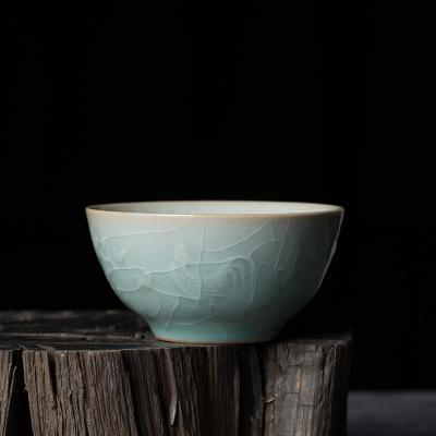 China Sustainable Longquan Celadon Crafted Antique Rime Celadon Ice Small Ceramic Longquan Tea Cup for sale