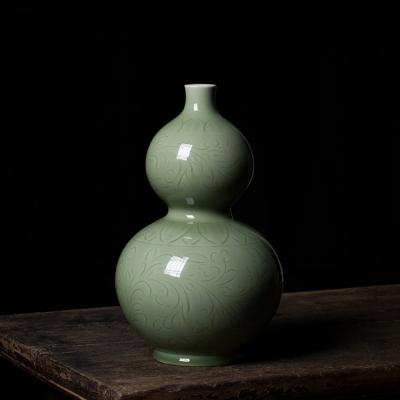 China Classic Retro High Quality Crafts Exquisite Celadon Squash Porcelain Vase for sale