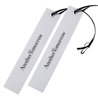 China Viable Custom Luxury Hang Tag Garment Paper Hangtag Tag For Clothing And Bag for sale