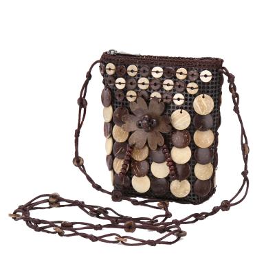 China 100% Summer Shell Bags Wholesale Women Woven Coconut Shell Gift Eco Friendly Eco Friendly 'S Cross - Body Bag for sale