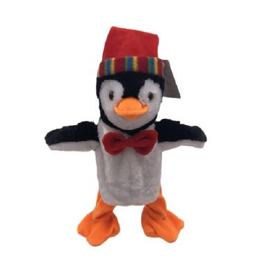 Chine Pingouin de marche de peluche de Noël d'obstruction de chant 33cm à vendre