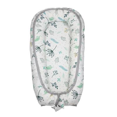 China 2021 double-sided new plaid newborn infant sofa covers organic baby sleep nest for baby for sale