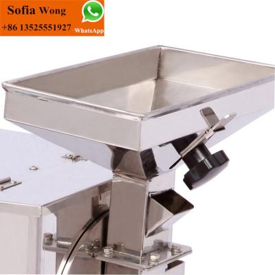 China Easy Operation Electric Walnut Powder Making Machine/Cashew Nut Crushing Machine/Peanut Crusher for sale