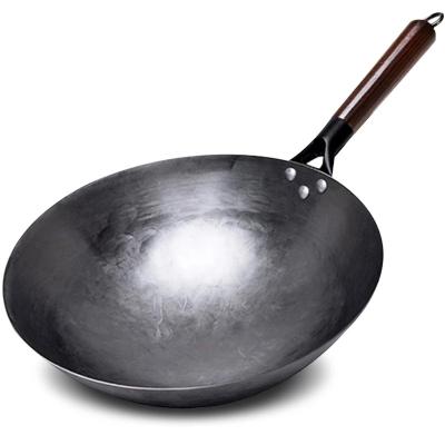 China General Use For Chinese Traditional Non-coating Gas And Iron Wholesale Wok Induction Cooker Handmade Wok For Kitchen Pan Wooden Handle For Gas Cookware 1 To 2 People for sale