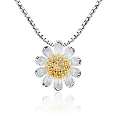 China CLASSIC Cute Jewelry Daisy Pendant Elegant Modern Daisy Flower Necklace Girls Gift for sale